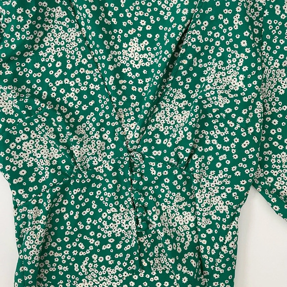 Emory Park Green Daisy’s Top Size Small - Picture 4 of 8